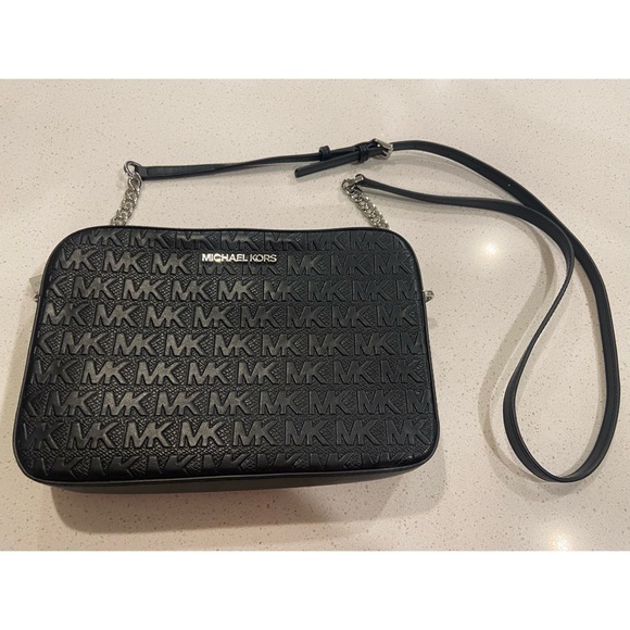 Michael Kors Jet Set Crossbody Bag - Picture 2 of 10